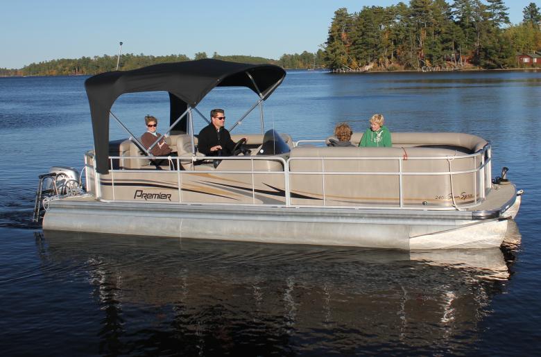 Premier Pontoon boat with family on Lake Vermilion
